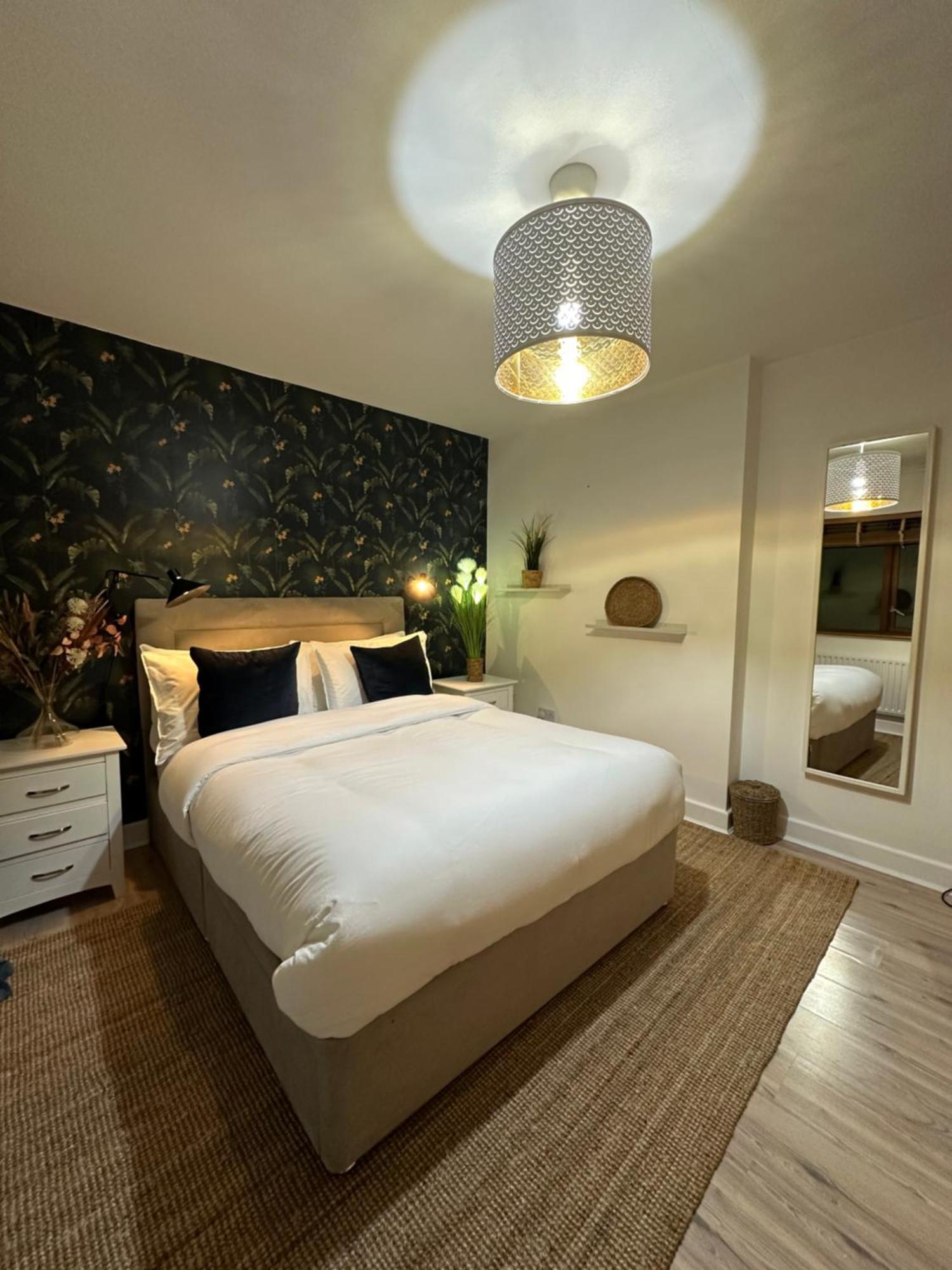 Blush Jungle - Homestay Dublino Esterno foto
