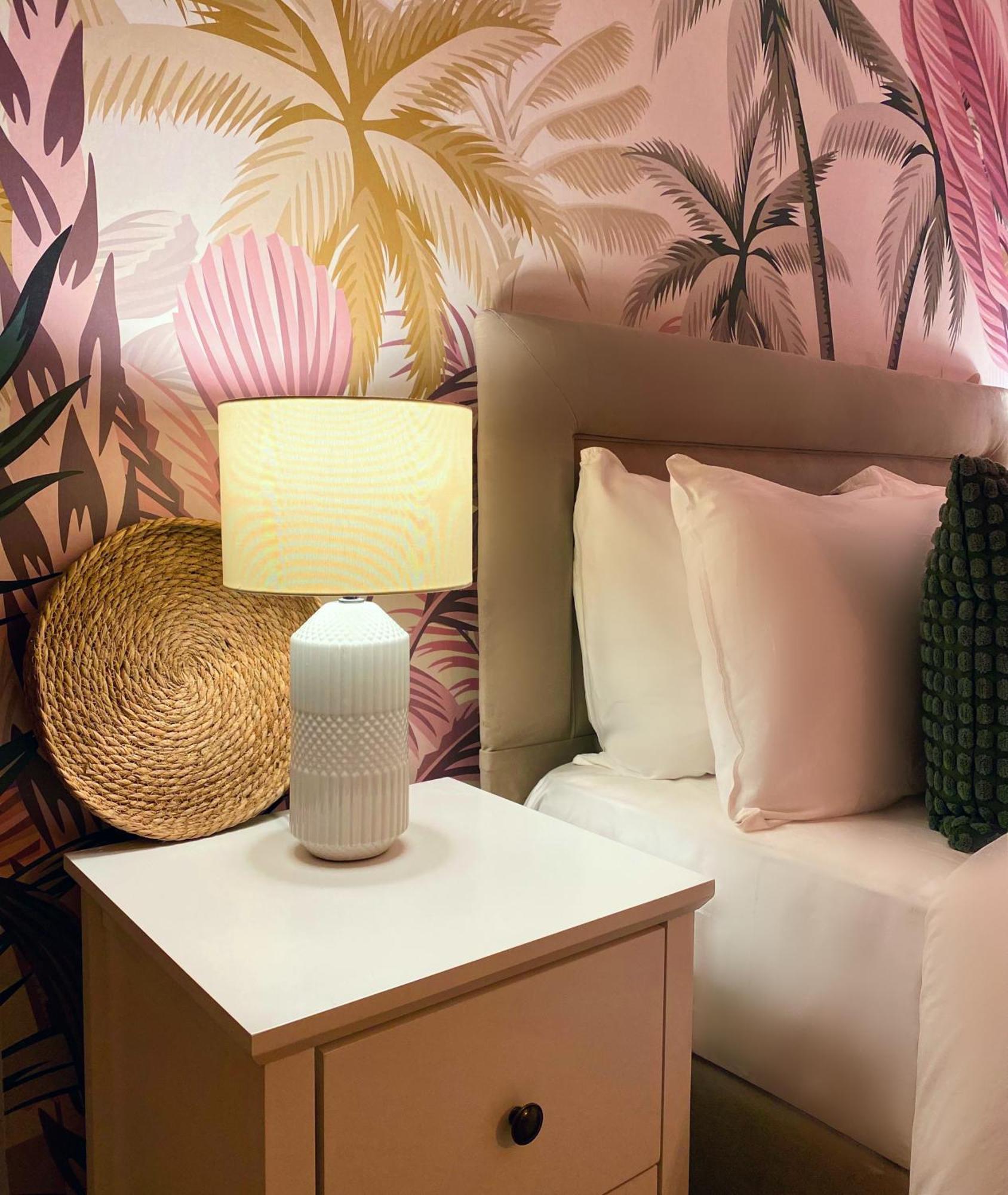 Blush Jungle - Homestay Dublino Esterno foto