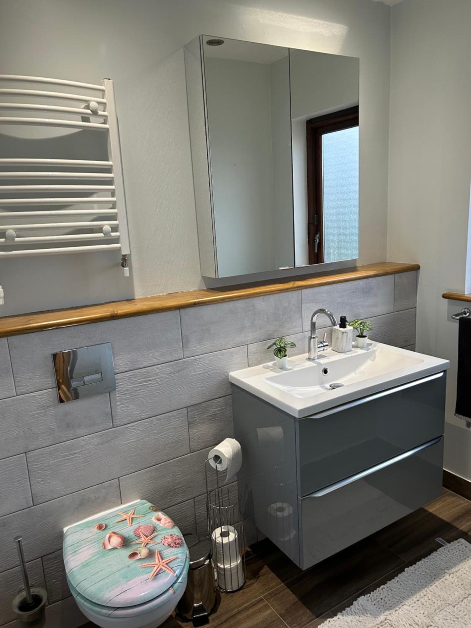 Blush Jungle - Homestay Dublino Esterno foto